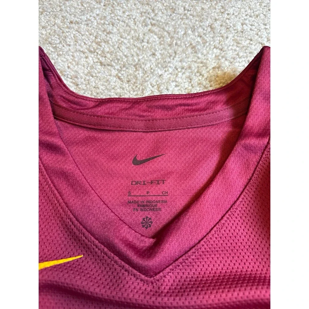 Loyola Chicago Ramblers Men’s Nike NWT Basketball Jersey Size Small